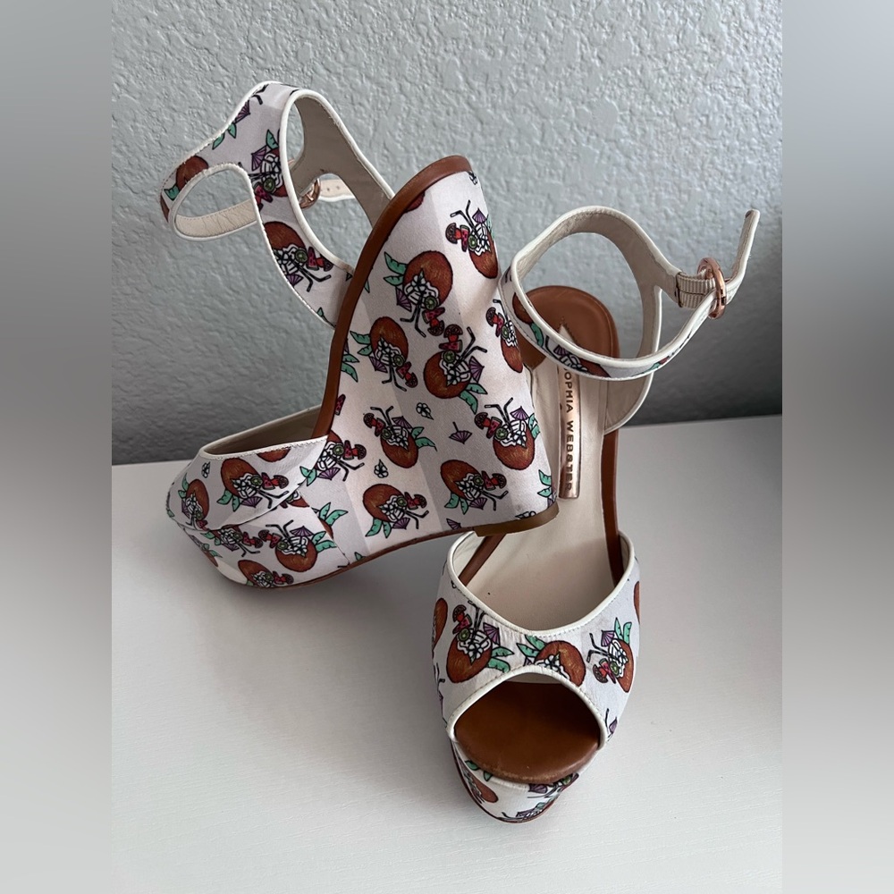 Sophia Webster Wedge Sandal SWSS16297 Pink Black Swirl Design  size 37 / 6.5